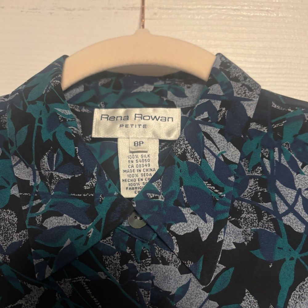 Silk Shirt - Picture 2 of 4